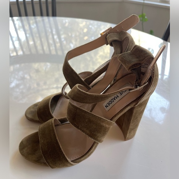 Steve Madden Olive Suede Leather Heels - 7.5 - Picture 3 of 5